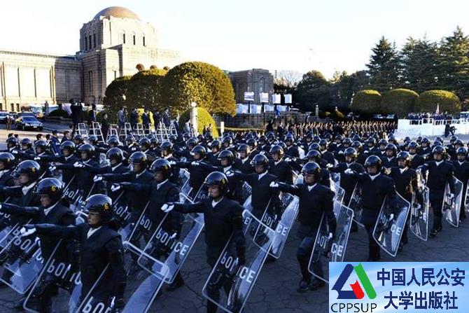 日本警察日本皇宫护卫官日本街头警察巡逻交番东京警视厅机动队举行